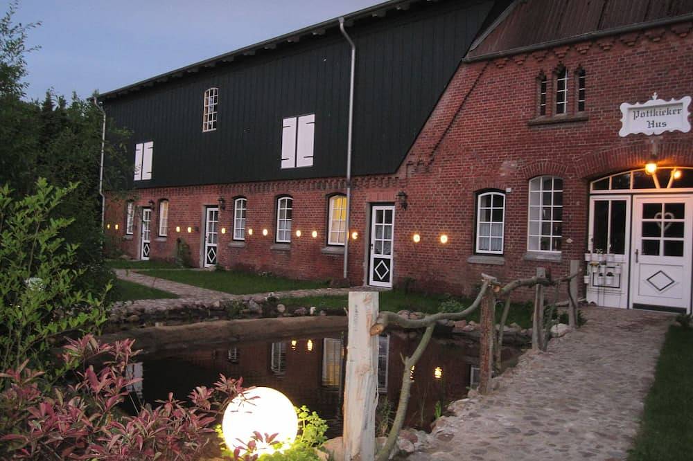 Ganze Wohnung, Mediterranes Lebensgefühl in historischem Ambiente in Luhnstedt, Rendsburg-Eckernförde
