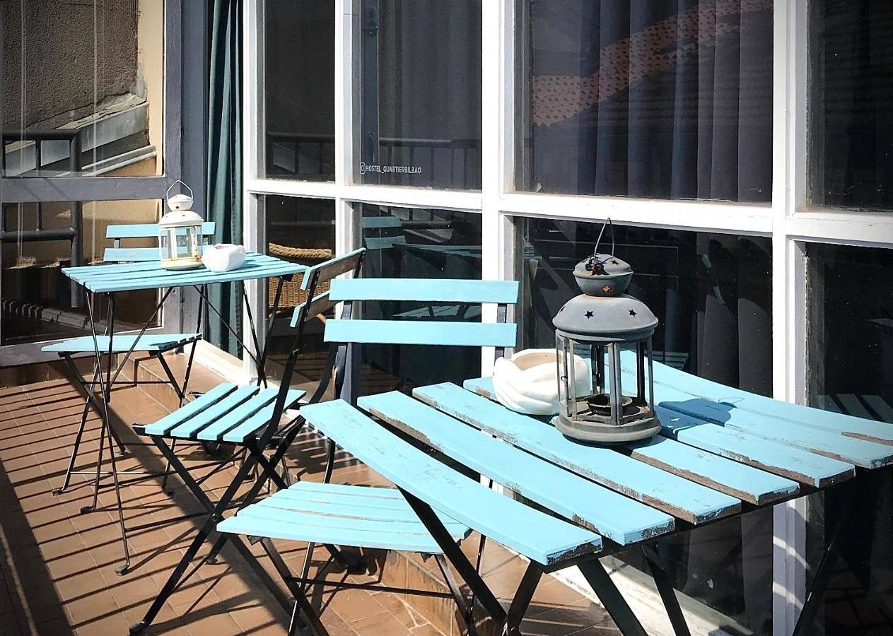 Auberge pour 46 personnes avec terrasse in Ibaiondo, Bilbao