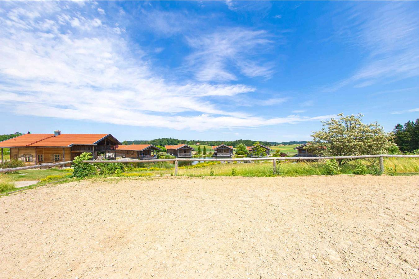 Ganze Ferienwohnung, Ferienwohnungen Wandergaul - Suite Georg im Haupthaus in Seebruck, Chiemsee