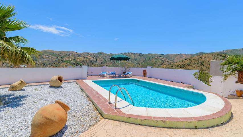 Casa rural para 4 personas, con piscina y balcón/terraza, Se admiten mascotas en Almáchar - 3