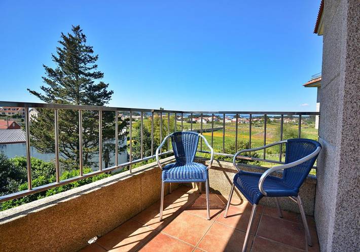Ferienwohnung für 6 Personen, mit Terrasse und Ausblick - 1