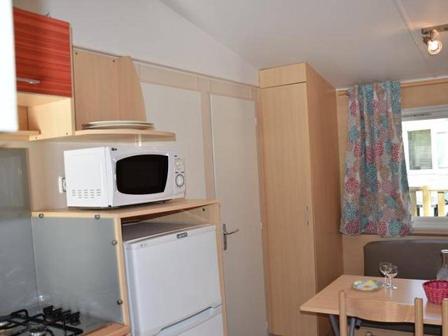 Camping La Chêneraie **** - Mobilhome 8 personnes - Mobil home Le Twin Star - non climatisé - 4 chambres - 2 Sdb - S in Saint-Géry-Vers, Parc Naturel Régional des Causses du Quercy