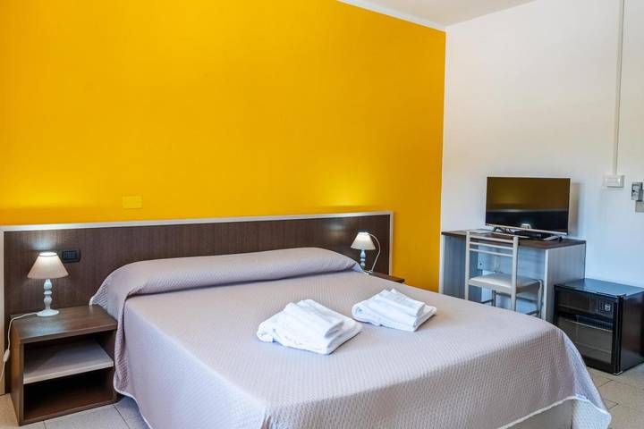 Hôtel pour 3 personnes, avec jardin