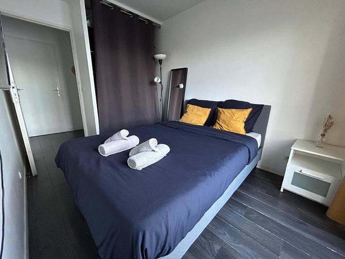 Gîte pour 7 personnes, avec balcon à Bobigny - 4