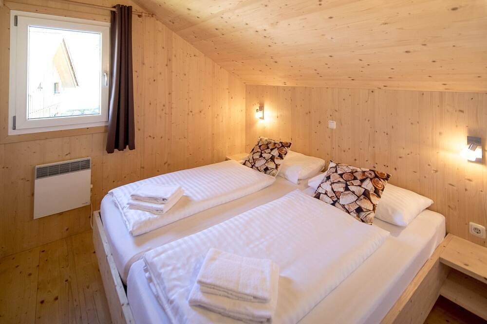 Ferienhaus mit großer Sonnenterrasse Outdoor Whirlpool und Bergpanorama in Murau, Murau (Kreischberg)