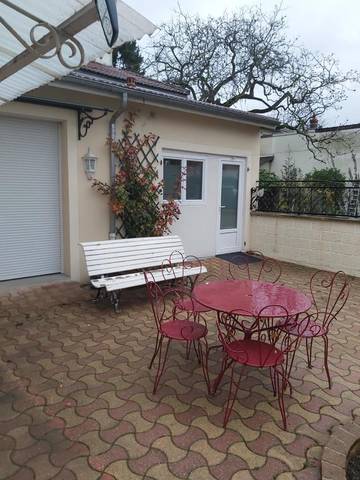 Gîte pour 3 personnes, avec terrasse à Deuil-la-Barre