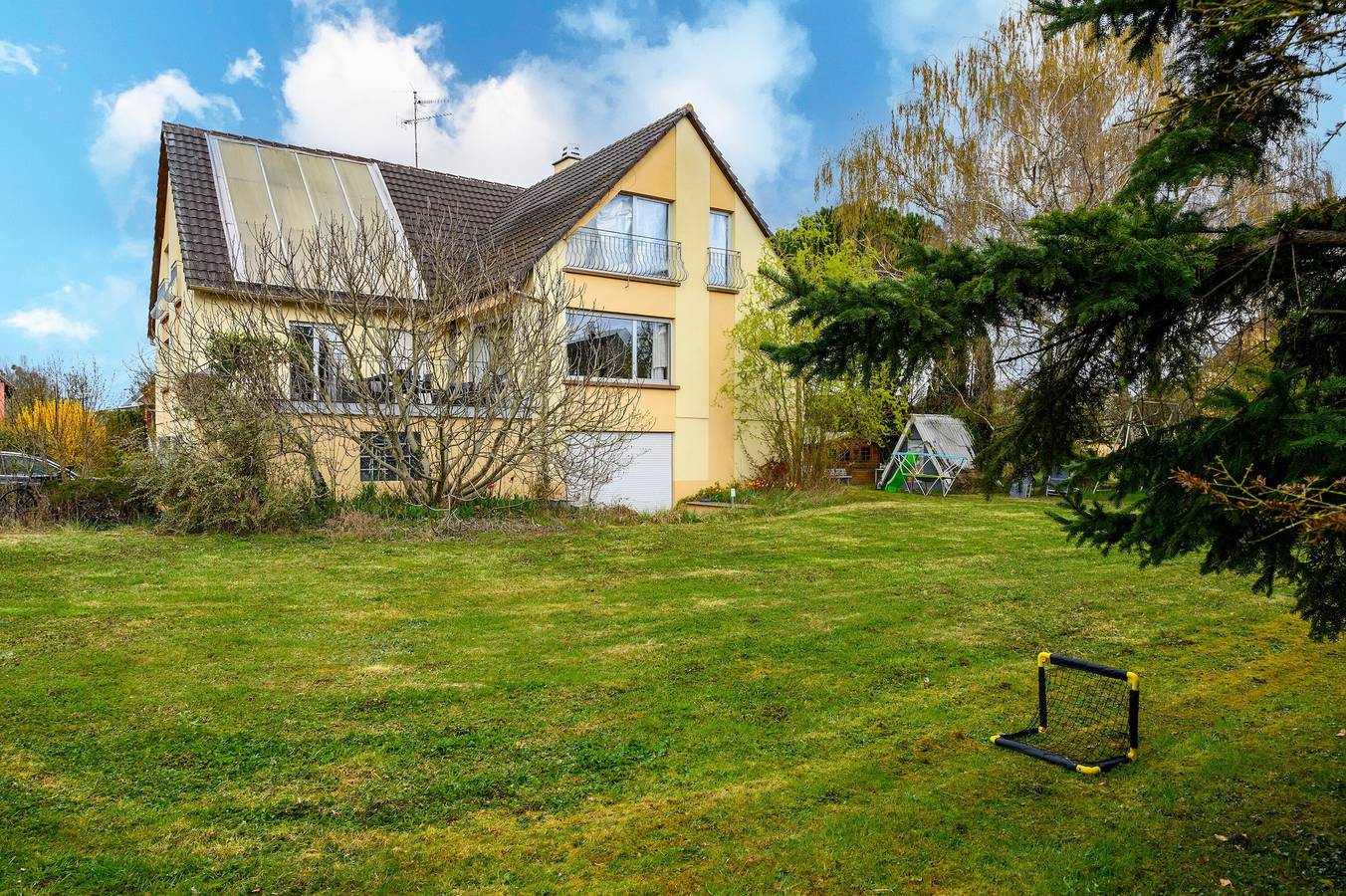 Ferienhaus „Villa für 8 Personen – Porte du Ried“ mit Bergblick, privater Terrasse & Wlan in Holtzwihr, Colmar und Umgebung