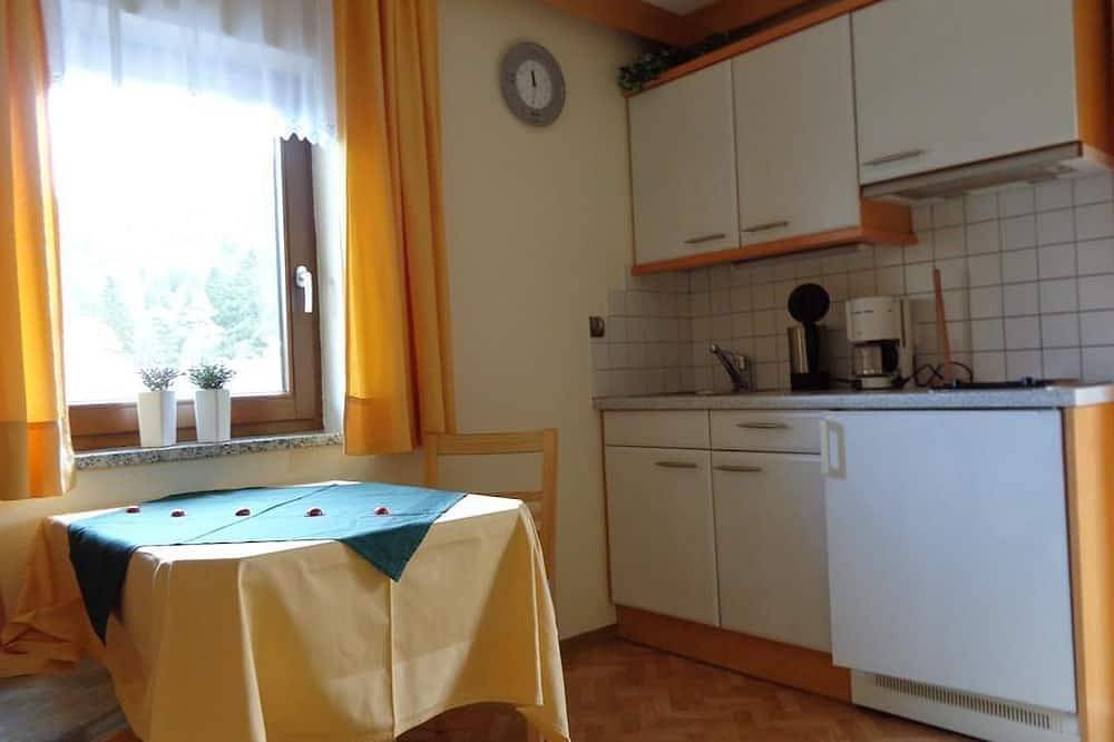 Ganze Wohnung, Kurblhang, 1 Schlafraum, Dusche/Wc - Haus Ahrnspitze in Weidach, Leutasch