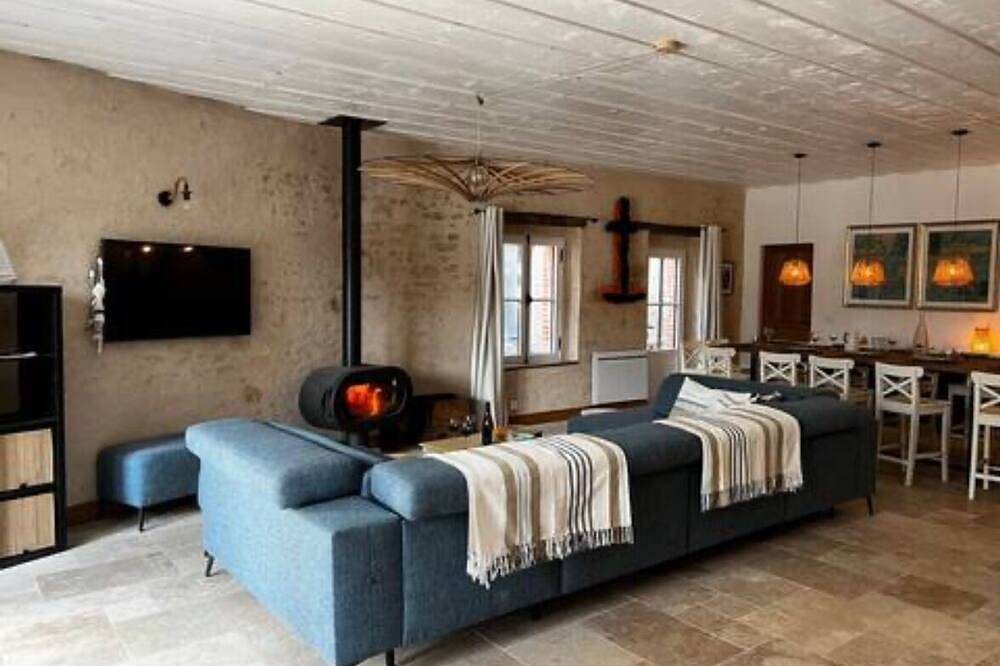 Maison 12 Pers, à 1 mn à Pied du Port, des Restaurants et de la mer in Saint-Vaast-la-Hougue, Cherbourg region