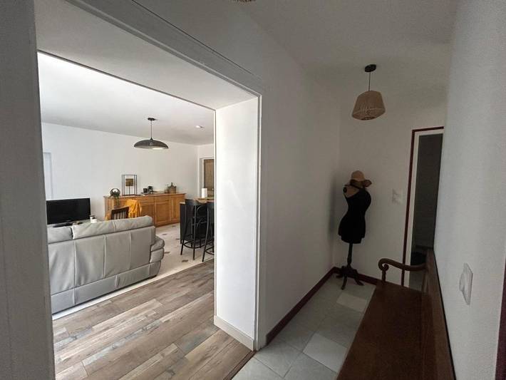 Location de vacances pour 4 personnes, avec Terrasse et Jardin ainsi que Vue sur le lac et Vue à Suèvres - 4