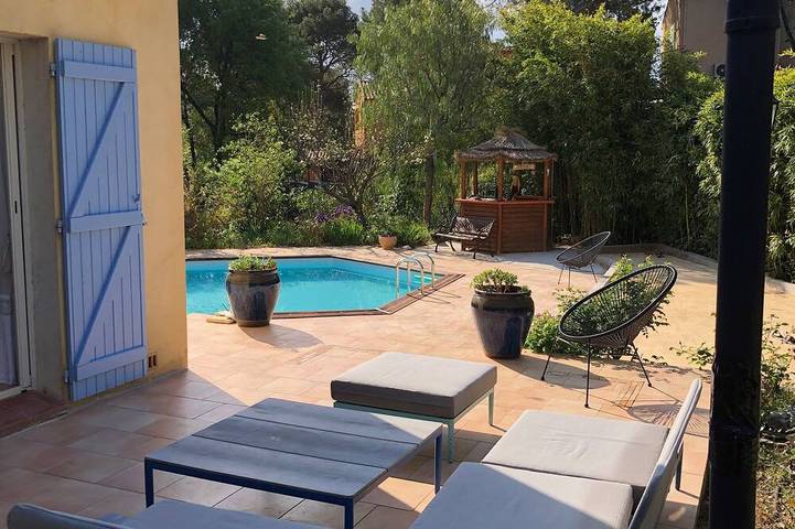 Casa de vacaciones para 6 personas, con terraza y jardín - 1