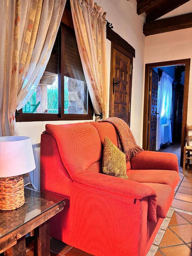 Casa rural con piscina para 4 personas, con jardín además de vistas y piscina en Comarca de Segovia - 3