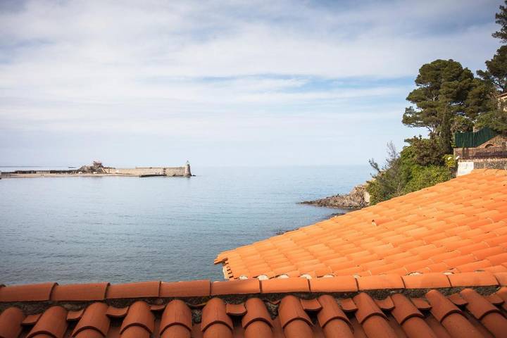 Hôtel pour 3 personnes, avec vue ainsi que terrasse et piscine, animaux acceptés dans Plage De La Balette Collioure - 2