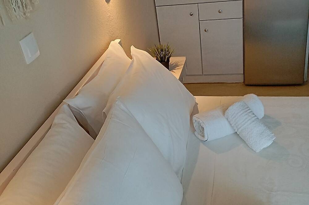 Entire apartment, Elenas Garden apartments Kavos -Cozy rooms in nature in Kavos, Corfu