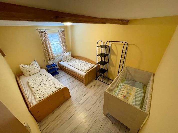 Hel lägenhet, Apartment "Heuboden" with Shared Garden and Wi-Fi in Amtzell, Region Bodensee-Oberschwaben