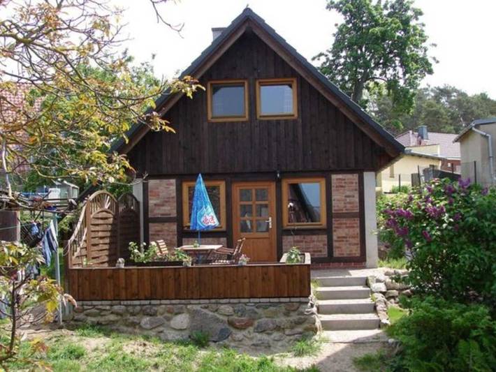Ferienwohnung für 2 Personen, mit Terrasse und Seeblick in Loddin