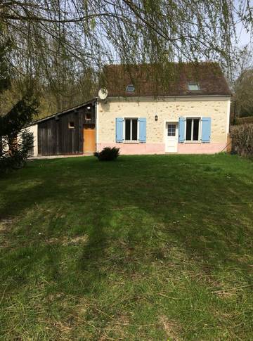 Gîte pour 6 personnes, avec jardin à Aulnoy