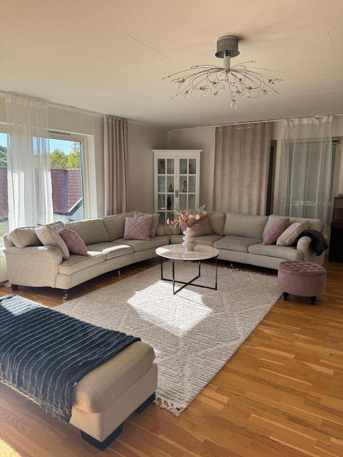 Villa für 5 Personen, mit Ausblick und Garten - 1