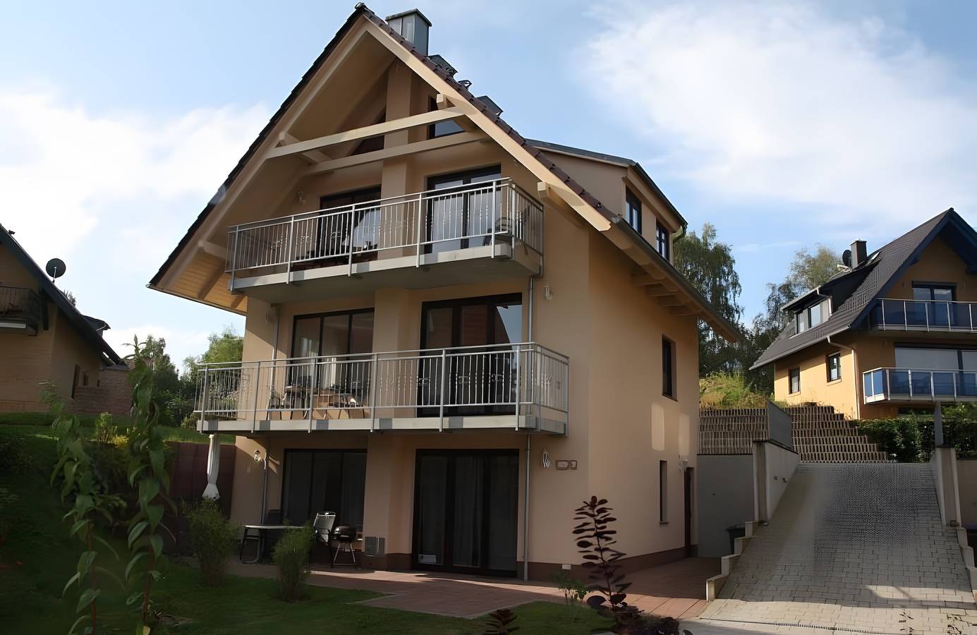 Ganze Wohnung, Apartment '8 Og' mit privatem Garten und Balkon in Röbel, Müritz