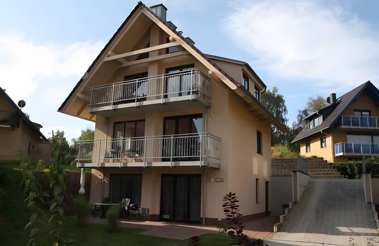 Ferienwohnung für 3 Personen, mit Balkon und Garten in Röbel-Müritz