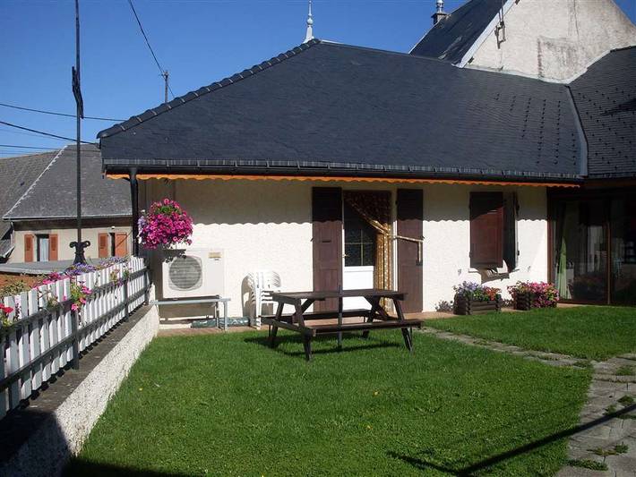 Gîte pour 2 personnes, avec Terrasse et Jardin