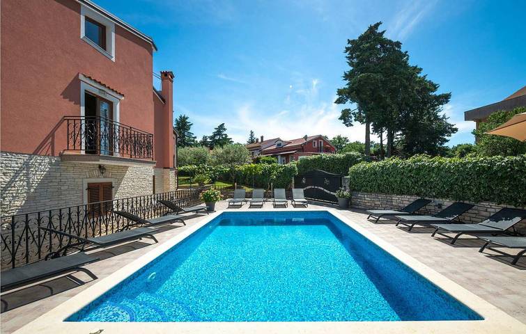 Gemütliche Ferienwohnung mit Terrasse, WLAN und Parkplatz in der Nähe von Rovinjsko Selo in Rovinjsko Selo, Rovinj