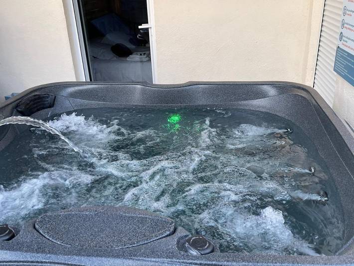 Maison de vacances pour 4 personnes, avec Jacuzzi et Terrasse