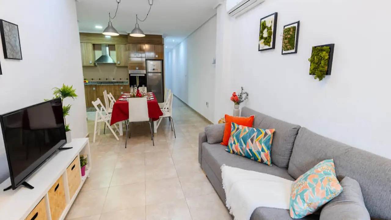 Apartamento vacacional entero, Ferienwohnung für 9 Personen (120 m²) in Guardamar del Segura in Portico Mediterraneo, Guardamar del Segura