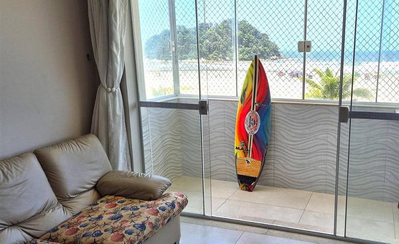 Casas e apartamentos de temporada para 7 pessoas, com vista e jardim, adaptado a crianças em Santos