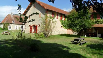 Chambre d’hôte pour 4 personnes, avec jardin et piscine à Gannay-sur-Loire