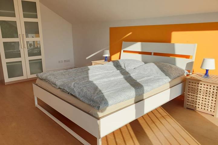 Ferienwohnung für 6 Personen, mit Terrasse und Garten in Oberpframmern - 3