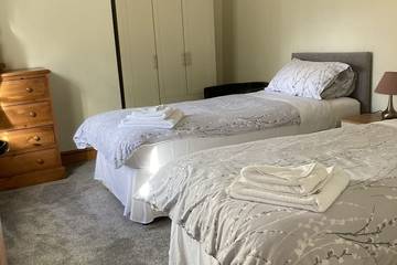 Cottage for 4 People in Guildford, Surrey Hills, Photo 2