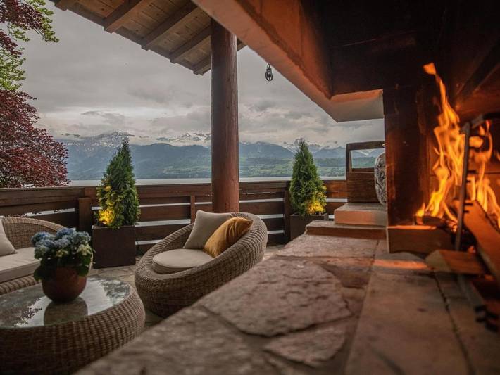 Ferienwohnung für 6 Personen, mit Balkon und Whirlpool sowie Terrasse und Garten in Sigriswil