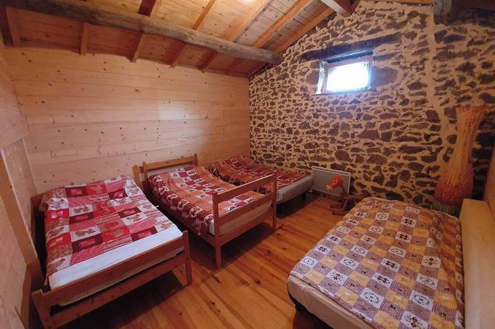 Gîte pour 18 personnes à Mazeyrat-d'Allier - 3