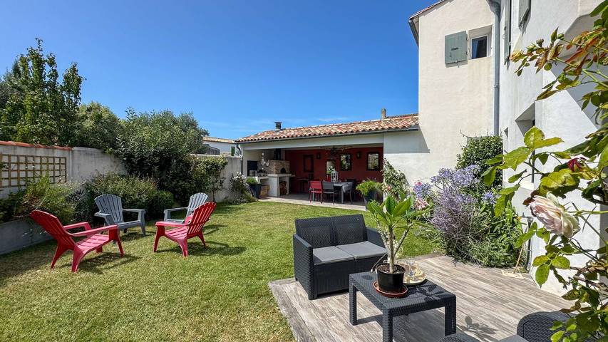 Gîte pour 6 personnes, avec jardin à Loix - 3