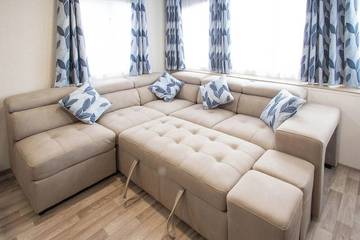 Glamping for 6 People in Milford-on-Sea, New Forest, Photo 4