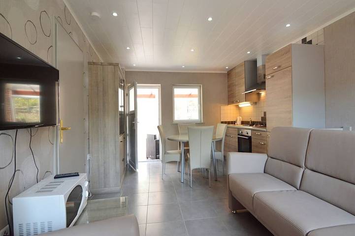 Ferienwohnung für 14 Personen, mit Balkon und Terrasse in Zell (Mosel)