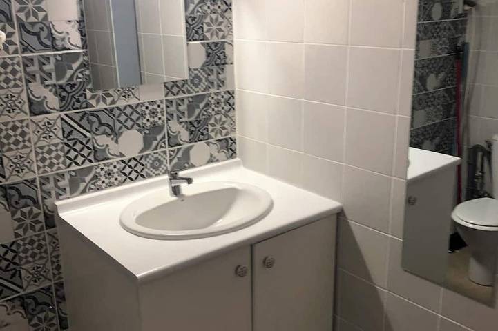 Ganze Wohnung, Cosy, quiet studio - Downtown Ste Anne in Sainte-Anne, Martinique