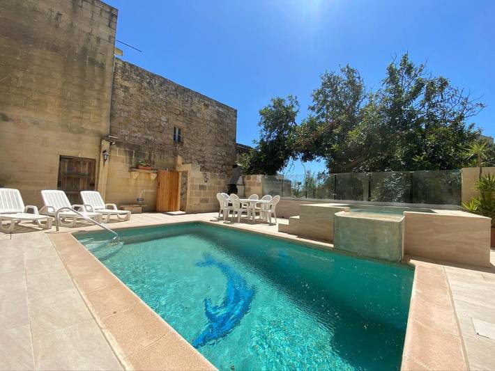 Villa für 16 Personen, mit Whirlpool und Garten sowie Pool, mit Haustier - 1