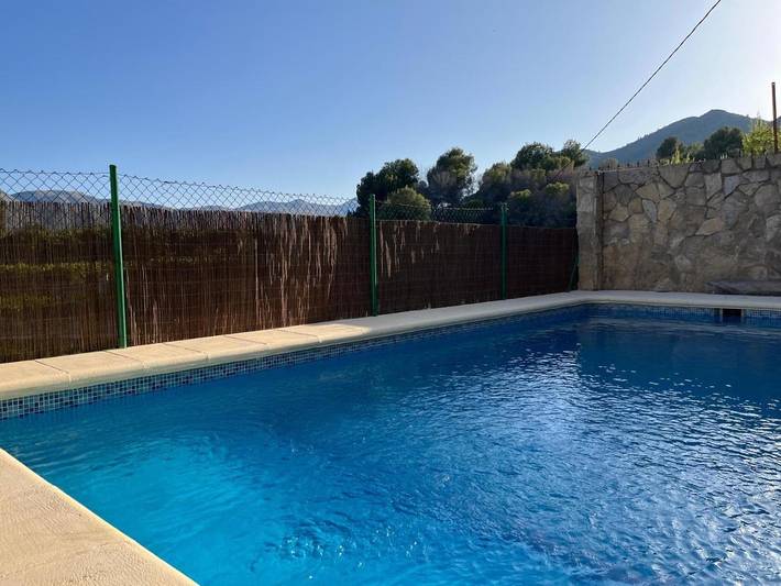 Casa rural para 5 personas, con piscina además de vistas y jardín en Pego - 2