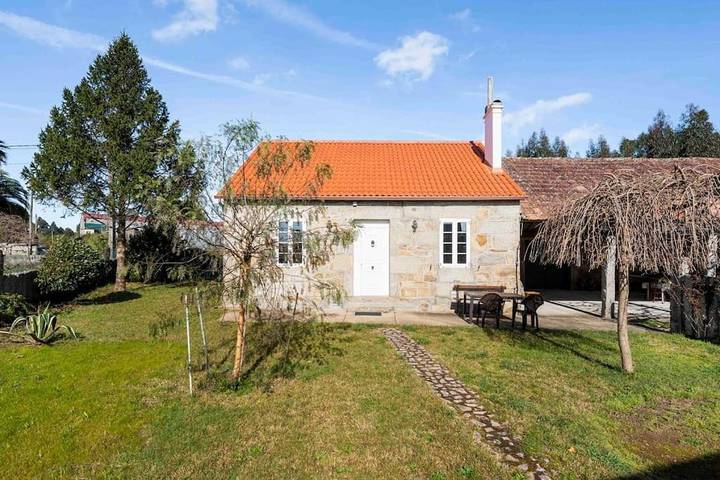 Casa rural para 6 personas, con jardín además de piscina y vistas en Villanueva de Arosa - 2