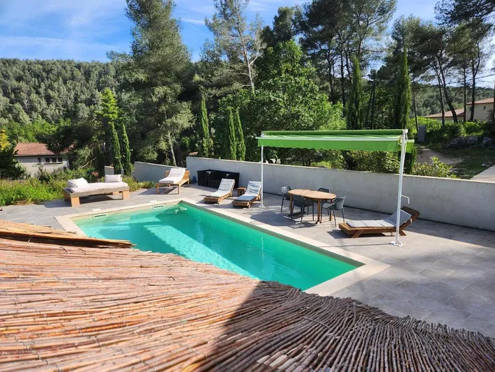 Chalet para 14 personas, con vistas además de jardín y piscina, Se admiten mascotas - 1