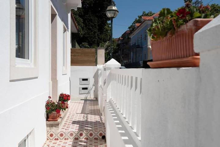 Location de vacances pour 2 personnes, avec piscine et terrasse dans Parede - 2