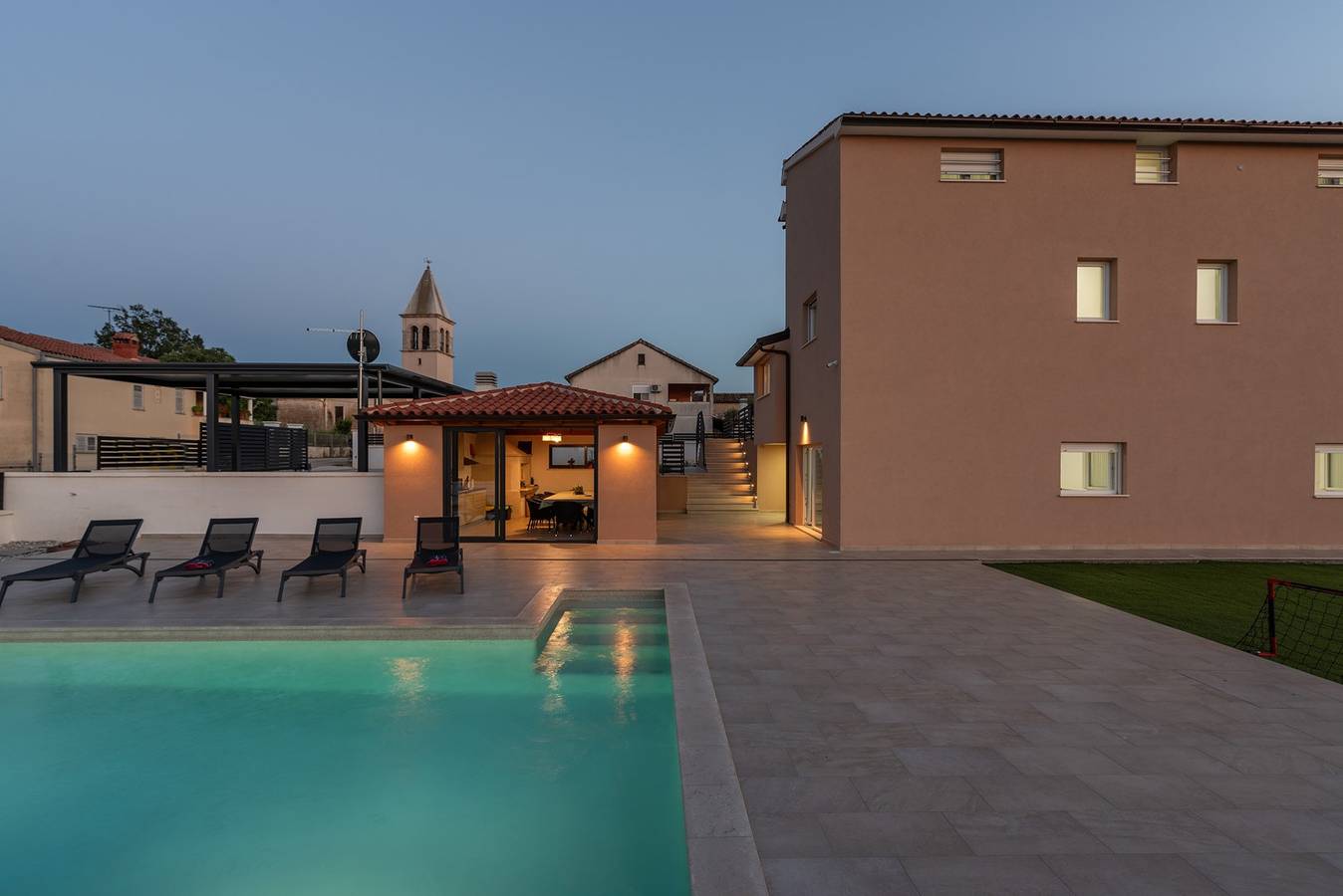 Moderne Villa in Karojba mit privatem Pool.
 in Karojba, Zentralistrien