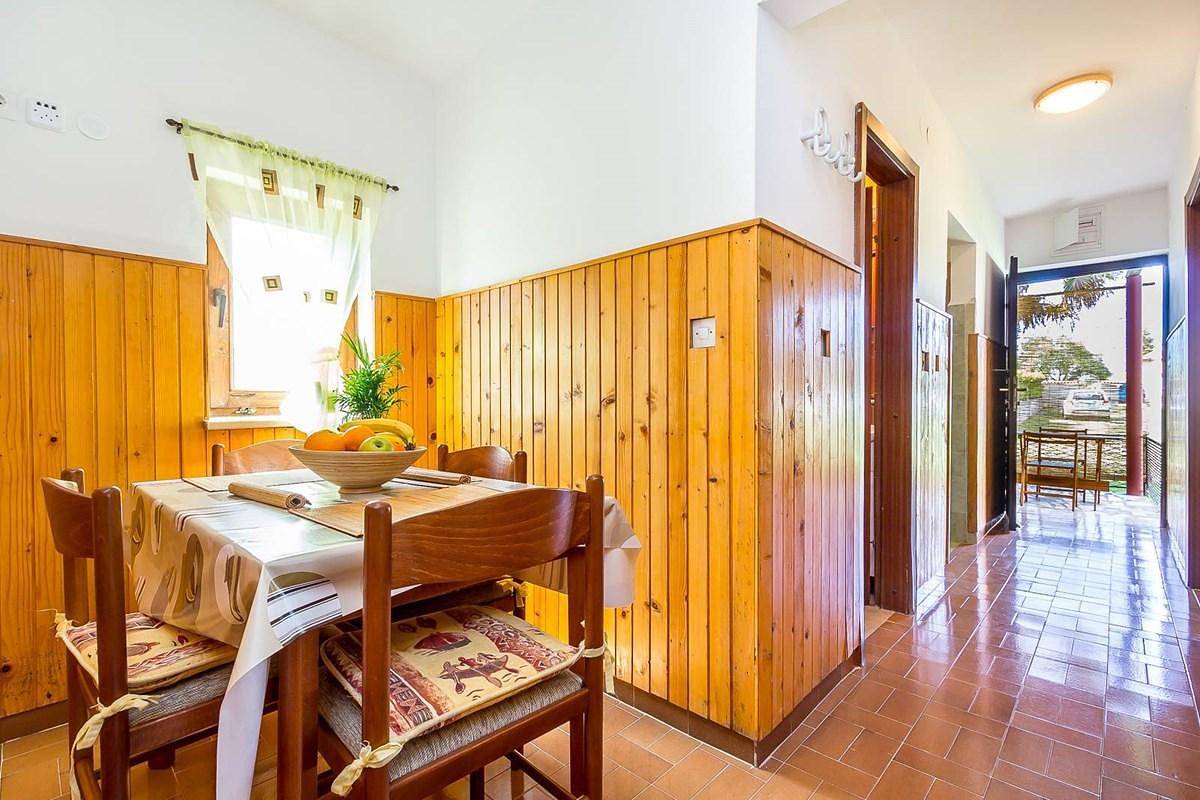 Holiday house for 4 persons approx. 36 qm in Pula-Fondole, Istria (Istrian Riviera) in Stinjan, Southcoast Istria