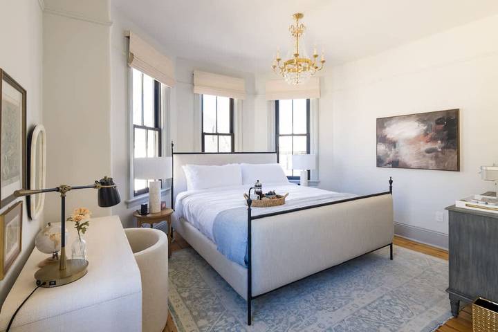 Holiday apartment for 4 people, with garden and balcony, child-friendly in Rhode Island