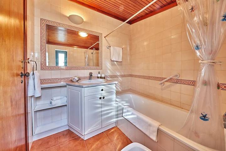 Appartement entier, Música Penthouse 360º in Praia da Califórnia, Sesimbra