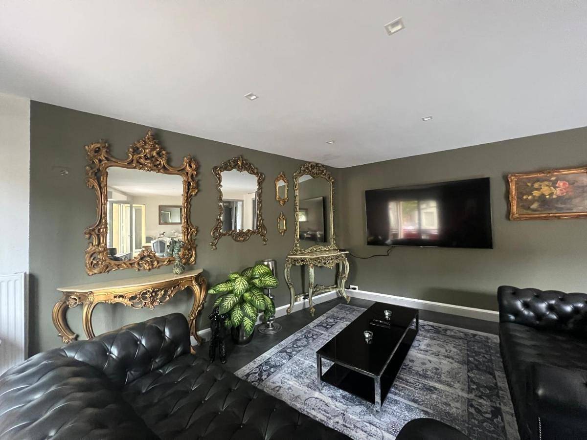 Appartement entier, Apartment in Verdun (Municipalité), Verdun