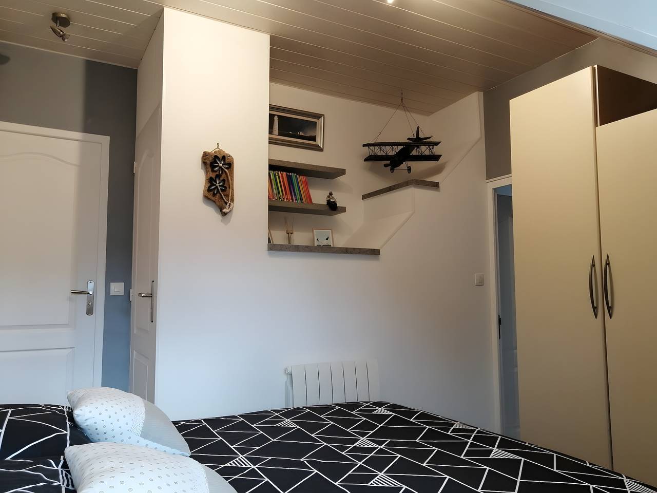 Gästezimmer Les Jonquilles mit Gemeinschaftsgarten und Wlan in Froberville in Froberville, Le Havre und Umgebung