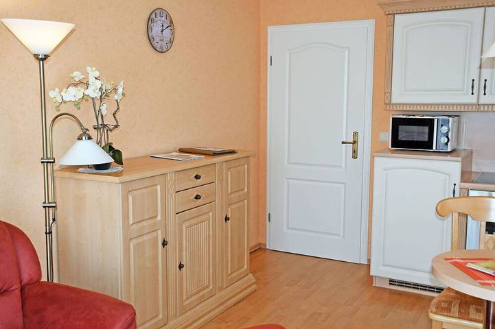 Villa für 2 Personen, mit Garten und Balkon auf Rügen - 2